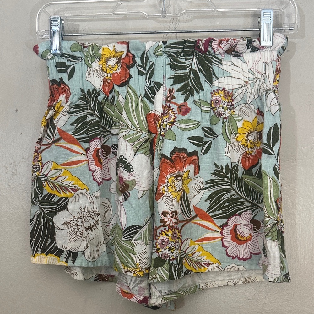 Etiquette Clothiers High Waist Floral Shorts - Green and Red